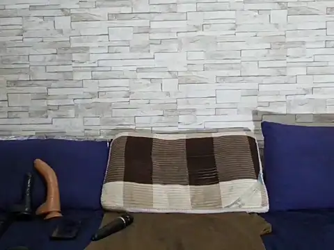 BustyBmw live sex cam