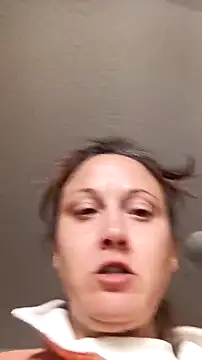 SexyB214's cam snapshot