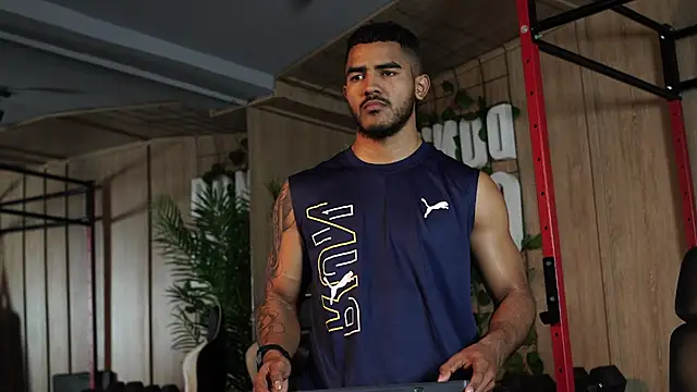 Reik_Vonn live sex cam