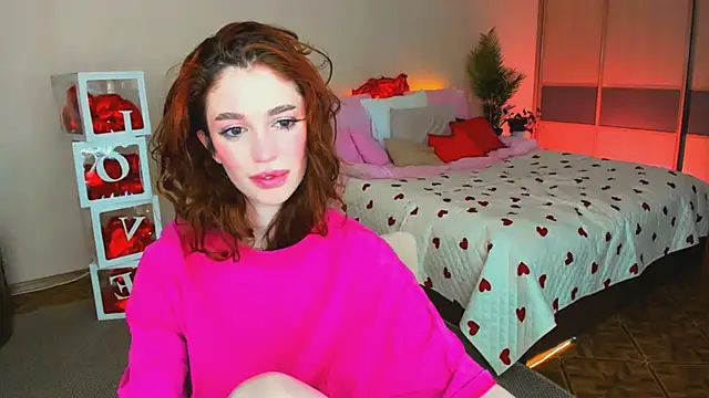 ChristinaConteeree's cam snapshot