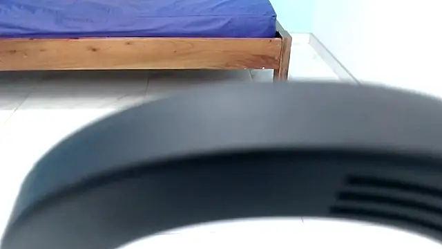 eladyrous98's cam snapshot