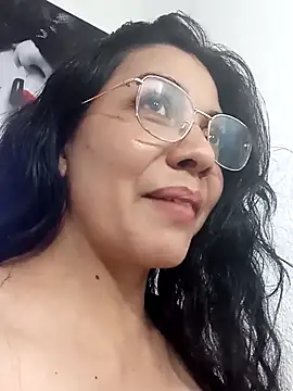 johana_collins's cam snapshot