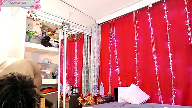 BLACK_ROSSE_1's cam snapshot