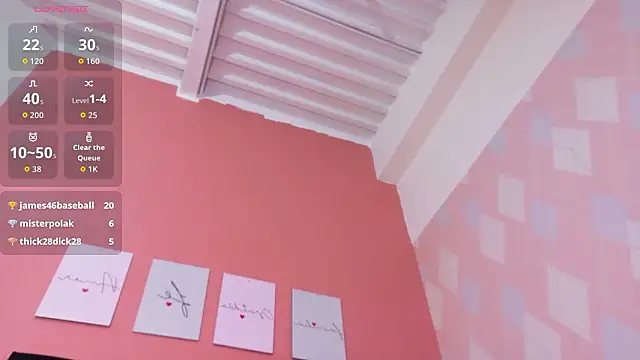 curvybrunnett's cam snapshot