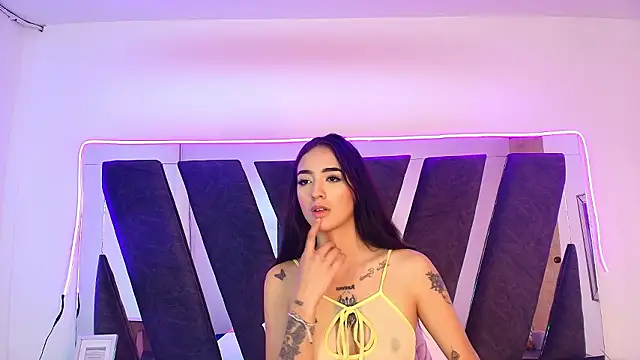 sophia_love__'s cam snapshot