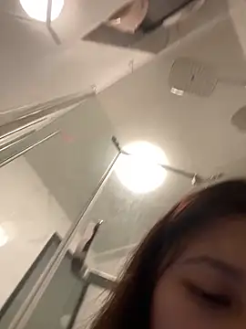 Liliya-77 live sex cam