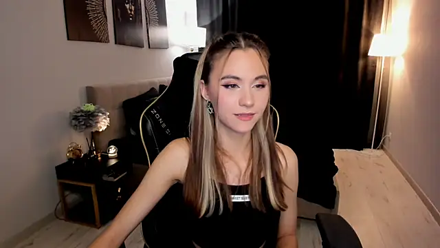 EllaCurtis's cam snapshot