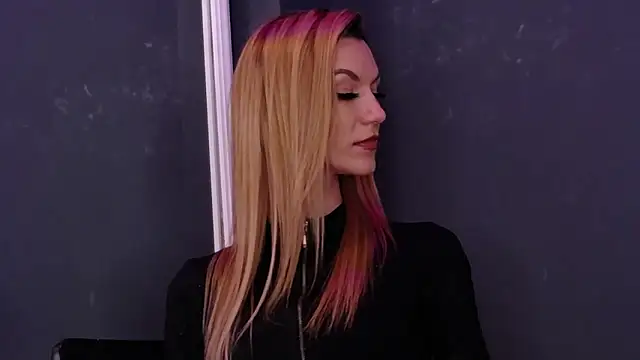 MayaHale's cam snapshot