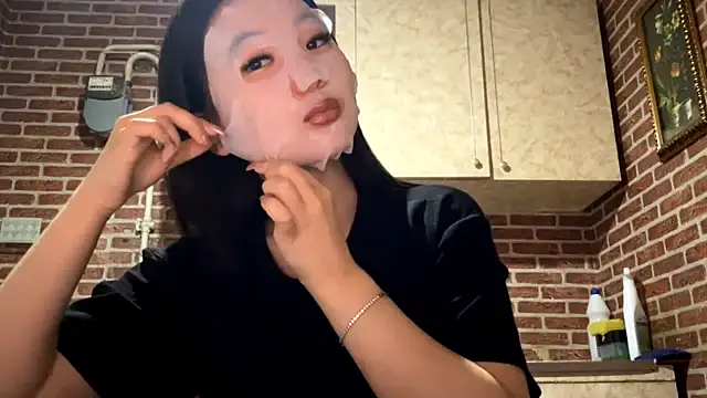 EmmaLeexth's cam snapshot