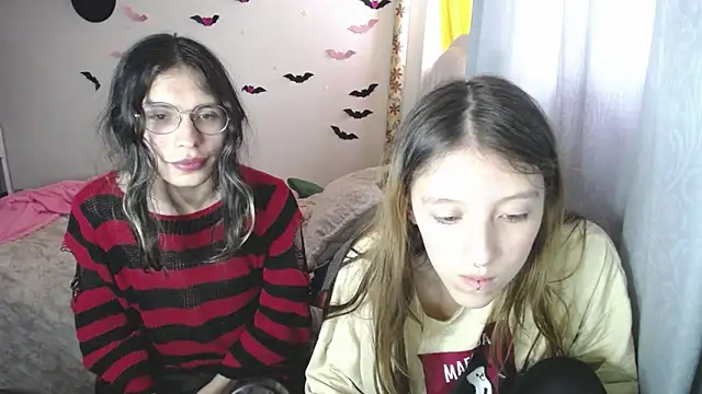 Briar_y_Blair live sex cam