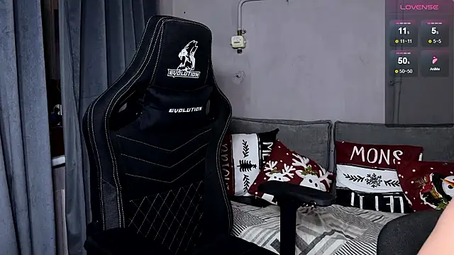 cutemilana_sexwife's cam snapshot