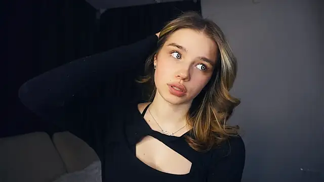 EarthaStinett's cam snapshot