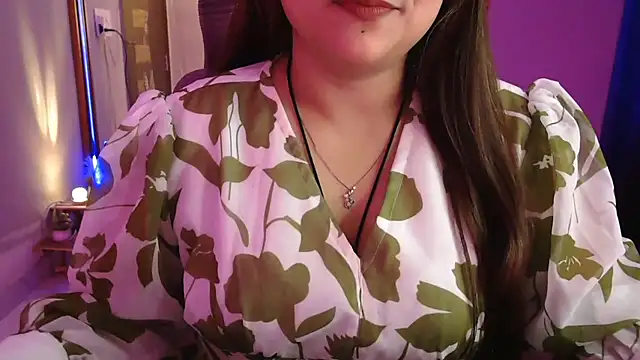 Mitikaa live sex cam