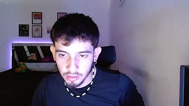 Sebasxxl12 live sex cam