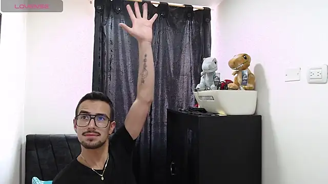 Demian_val's cam snapshot