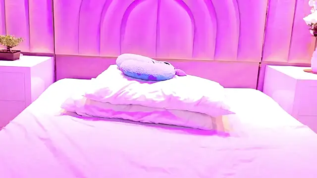 smiling_angeel's cam snapshot