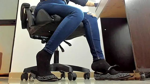 alma_fenix's cam snapshot