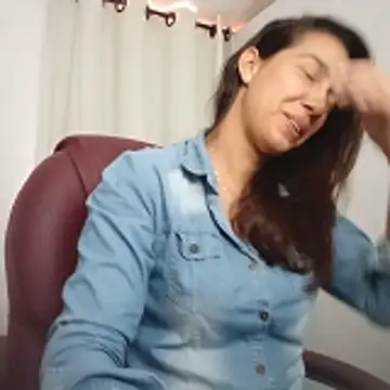 MiaAllure's cam snapshot