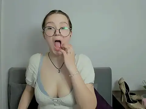 KatySensualy's cam snapshot