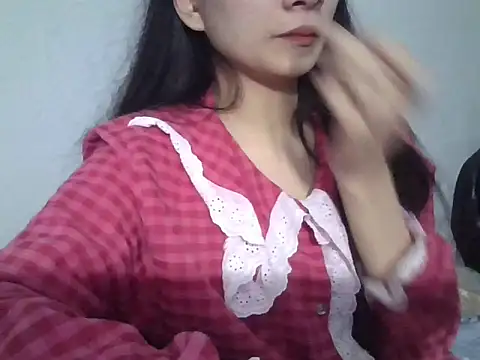 berry_alma06's cam snapshot