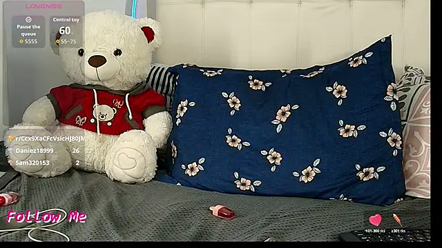 Daphne_Hills live sex cam