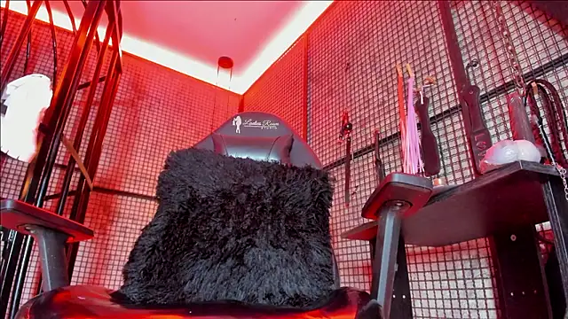 NAILAHARD's cam snapshot