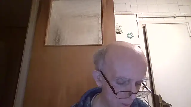 mariusica1@xh's cam snapshot