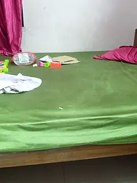 BongQueen9 live sex cam