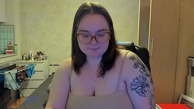 katya_idinax's cam snapshot