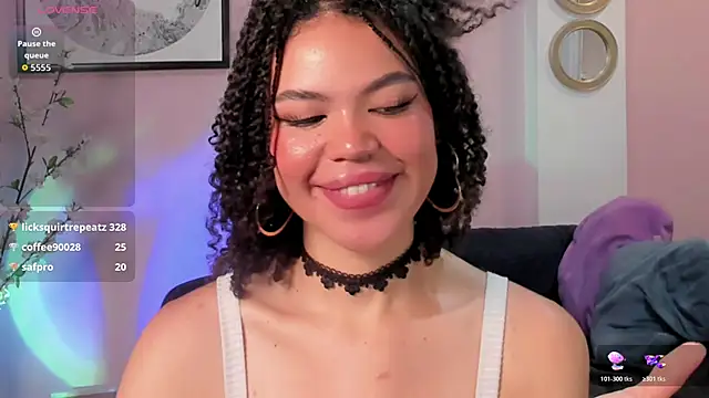 Monic_Bellucci's cam snapshot