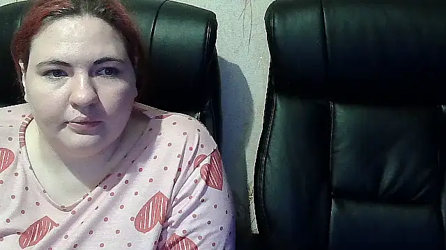 HollyXXXEva's cam snapshot