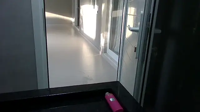 JUNINHOLEKEJR live sex cam