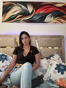 letiziia_sky1's cam snapshot