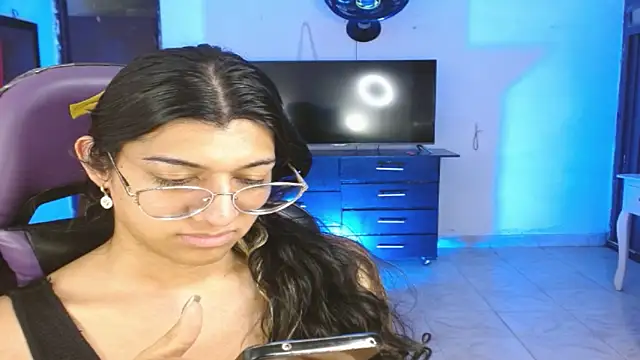 Alanni_parker live sex cam