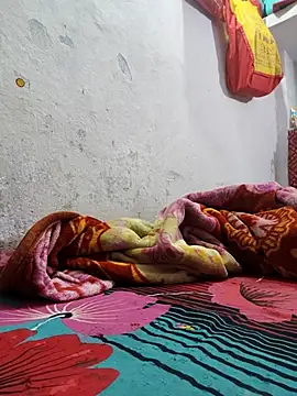 xx_priti's cam snapshot