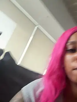 Your_Paris live sex cam