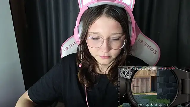 PinkiAura's cam snapshot