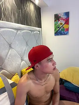 Dominik_Souza live sex cam