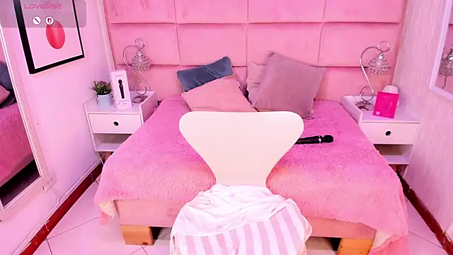 Janah_Myers's cam snapshot