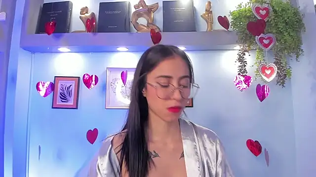 Alana_Martinez_'s cam snapshot