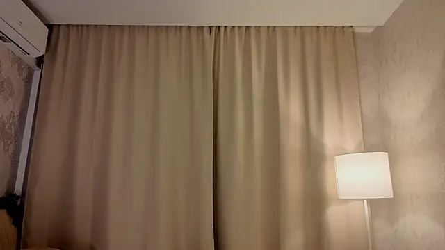 AntoniaDraft's cam snapshot