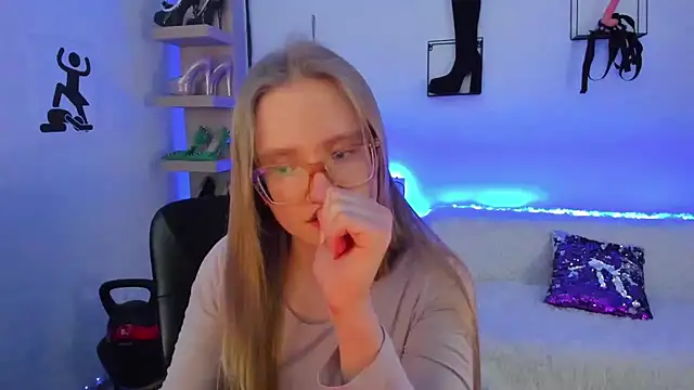 NancyHottie's cam snapshot