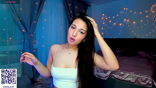 Anna_Elfii's cam snapshot