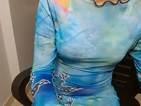 Queen_of_nigth's cam snapshot