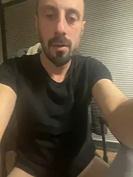 giorgakaci69 live sex cam