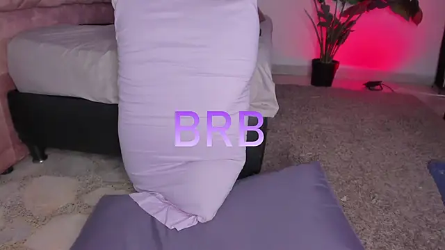 Secret_chells live sex cam