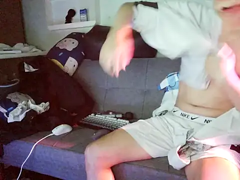 boyhigh1997's cam snapshot