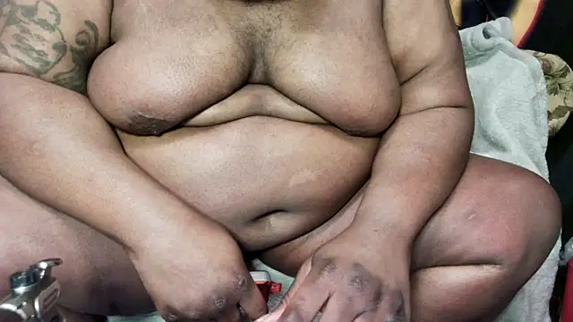 cloudychub91's cam snapshot