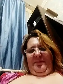 Forest-Lady's cam snapshot