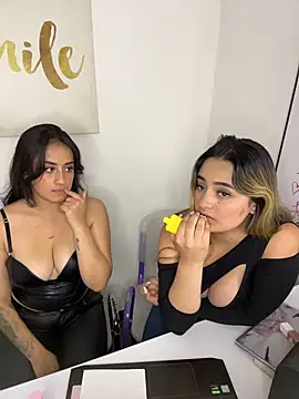 Antonella_Julieta live sex cam